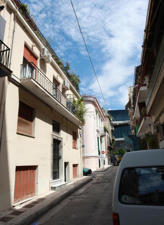 Skip Away From The Acropolis Museum By Athenian Homes Esterno foto